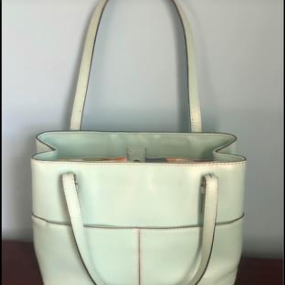 Kate Spade Purse - Picture 1 of 3